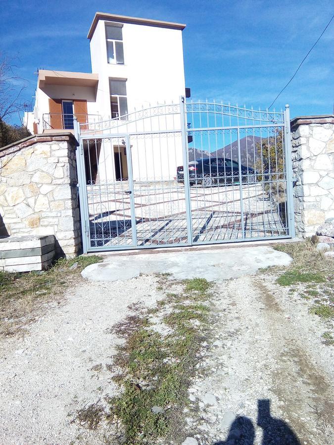 Willa Eagle House Përmet Zewnętrze zdjęcie